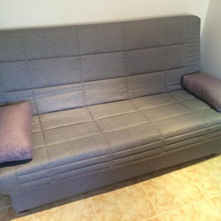 Ground Floor Apartment With 2Bdr And Private Parking Винарос Экстерьер фото