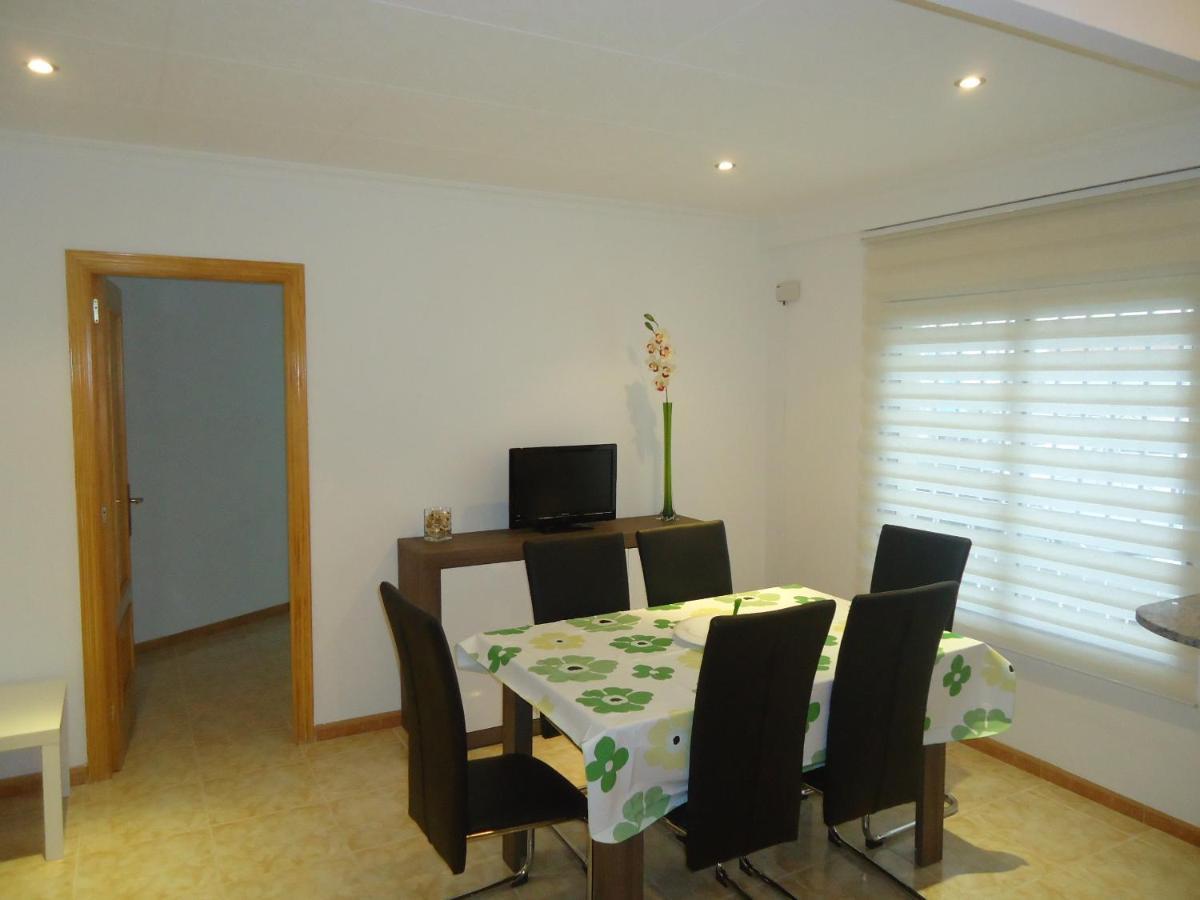 Ground Floor Apartment With 2Bdr And Private Parking Винарос Экстерьер фото