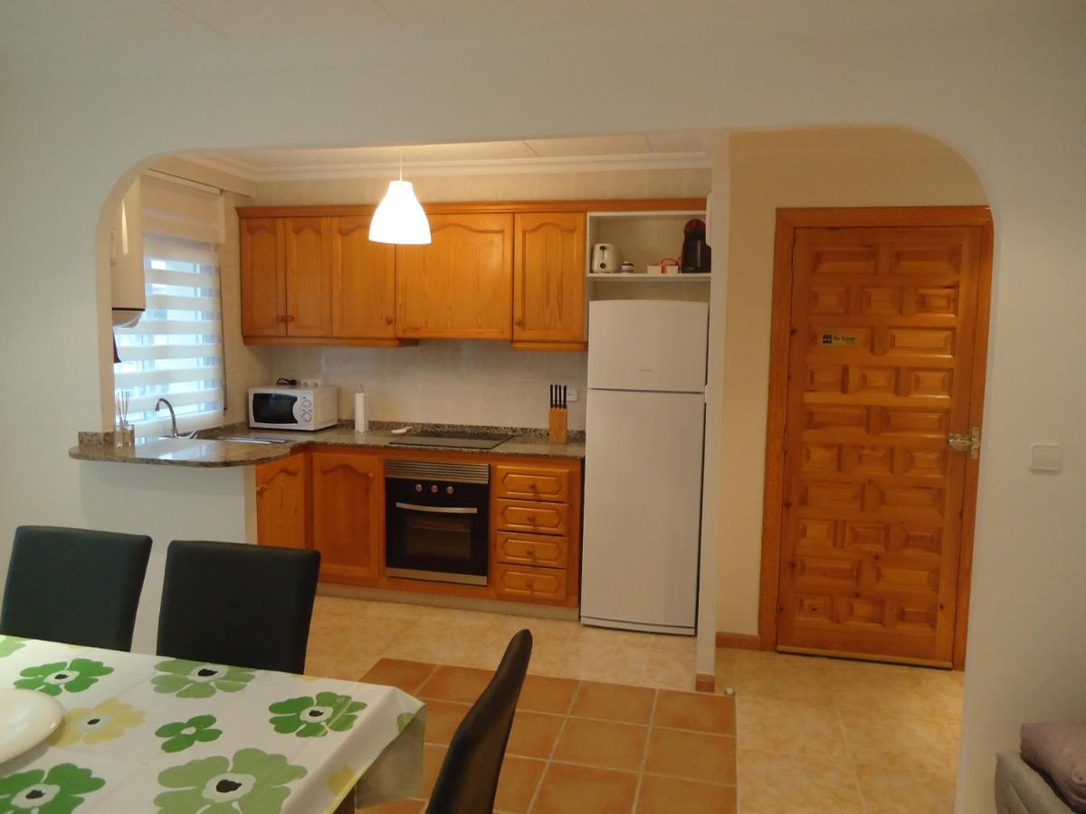 Ground Floor Apartment With 2Bdr And Private Parking Винарос Экстерьер фото
